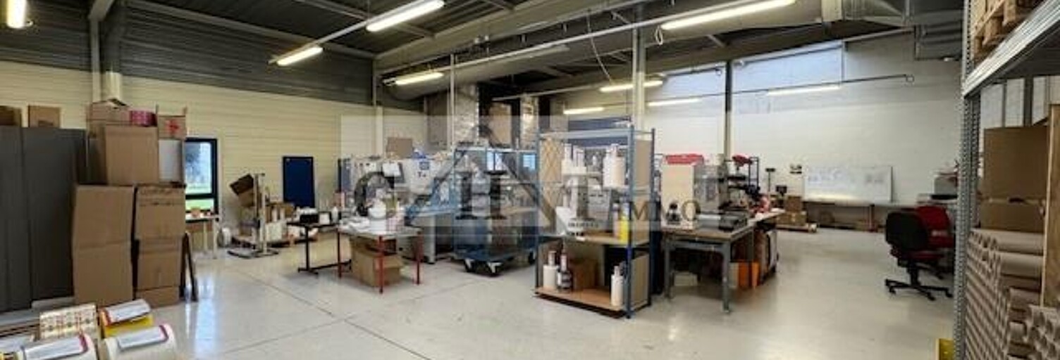 Local industriel  1625 m² à louer à Cheptainville (91630)