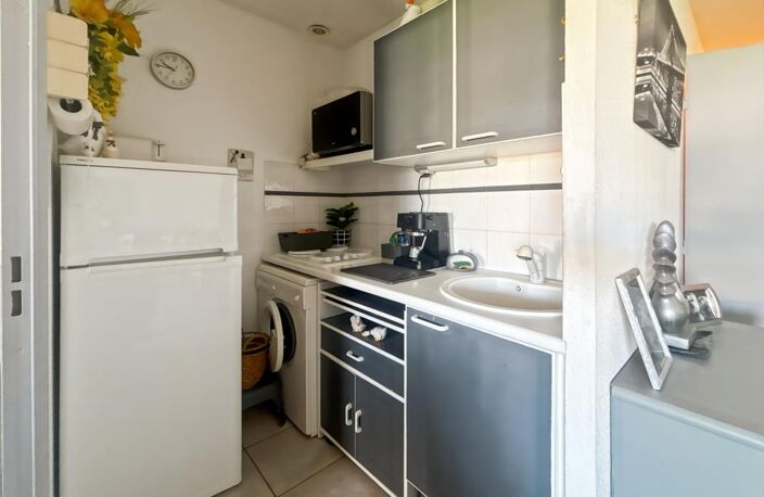 APPARTEMENT T2 + CABINE AVEC PARKING ET PISCINE — photo 5