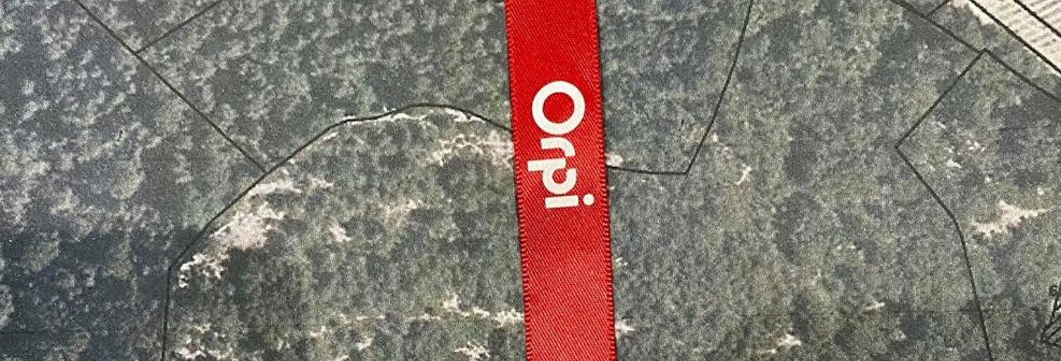 Terrain  29100 m² à vendre à Le Castellet (83330)