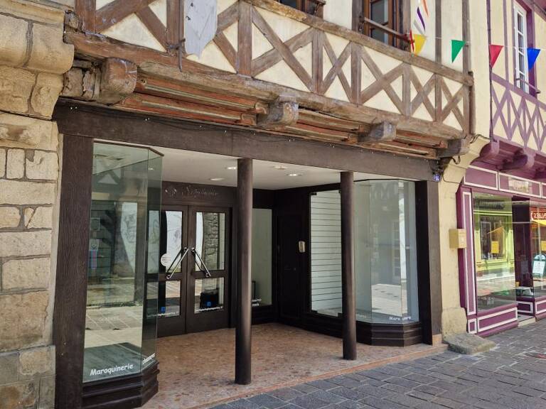 Commerce  60 m² — photo 1