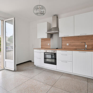 Appartement 3 pièces 180000 €