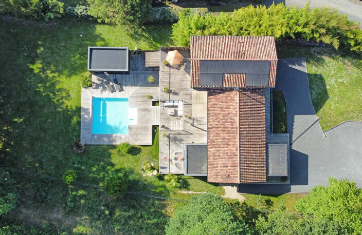 MAISON CONTEMPORAINE - 234m2 - 4 CHAMBRES - RARE — photo 2