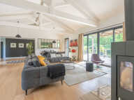 MAISON CONTEMPORAINE - 234m2 - 4 CHAMBRES - RARE — photo 3