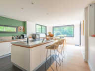 MAISON CONTEMPORAINE - 234m2 - 4 CHAMBRES - RARE — photo 4