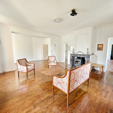 Maison 5 pièces 1599 €