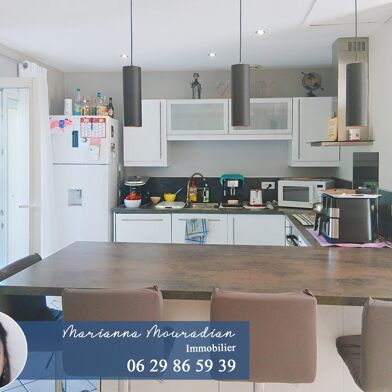 Maison 4 pièces 360500 €