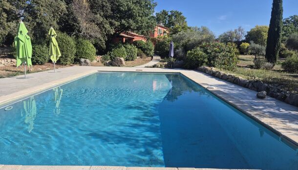 Villa / Maison 11 pièces  à vendre Cotignac 83570