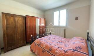 Maison 8 Pièces 161 m² à vendre à La Rochegiron (04150)