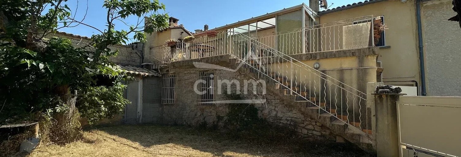 Maison 5 Pièces 113 m² à vendre à La Rochegiron (04150)