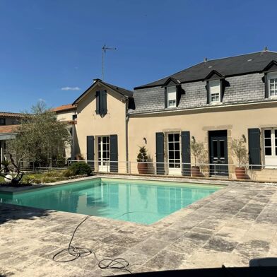 Maison 7 pièces 392200 €