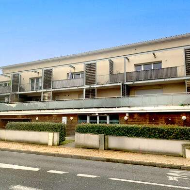 Appartement 3 pièces 218360 €