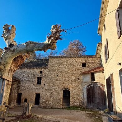 Maison 5 pièces 300000 €