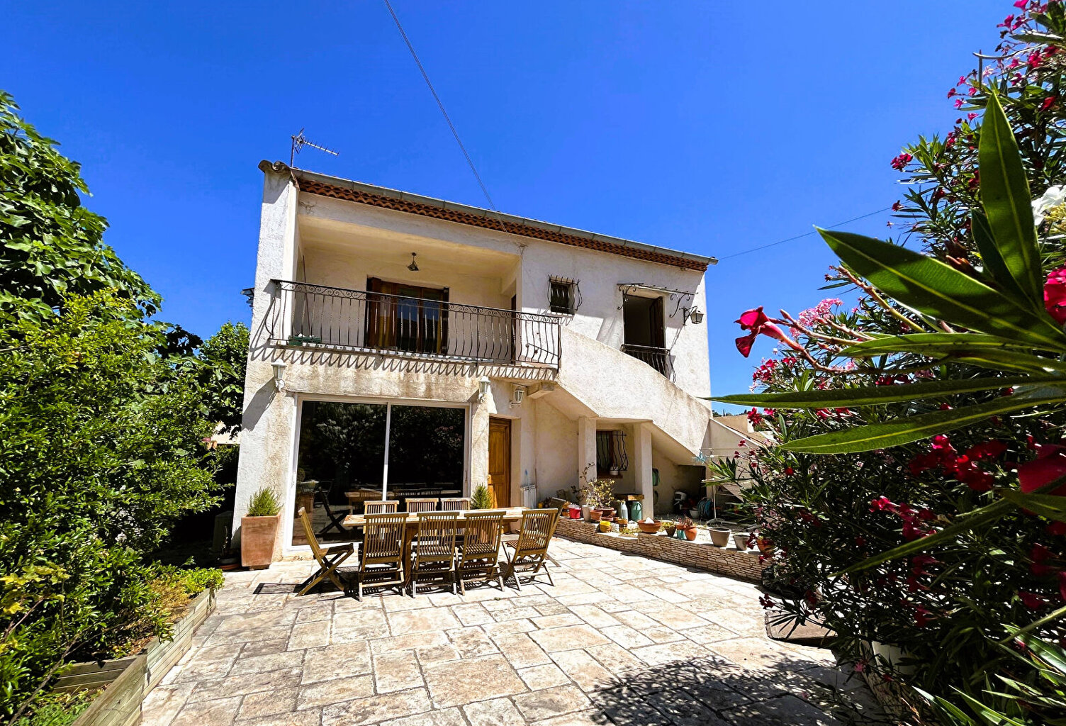 Les Pennes Mirabeau, villa de 160m² — photo 1