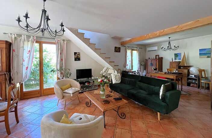 Les Pennes Mirabeau, villa de 160m² — photo 4