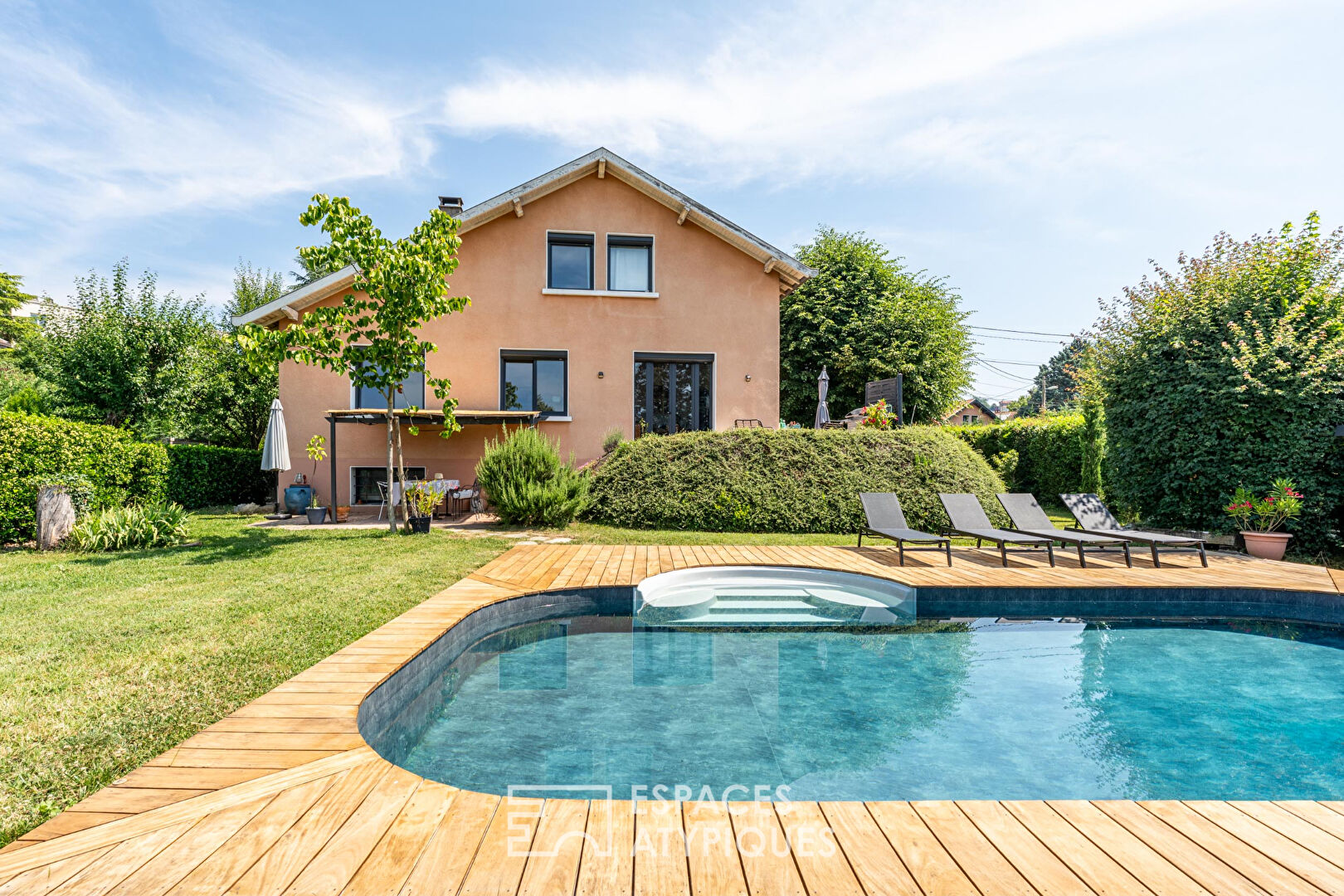 Maison F T6
