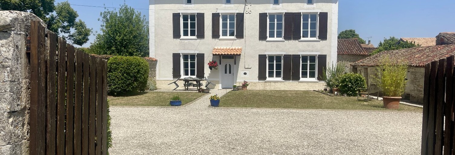 Maison 4 Pièces 136 m² à vendre à Loubillé (79110)