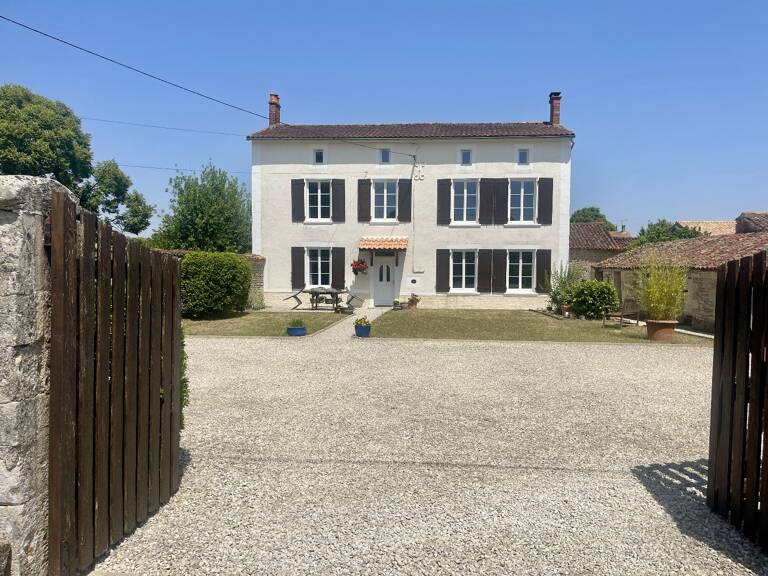 Maison — photo 1