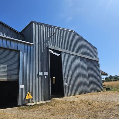 Commerce  378000 €