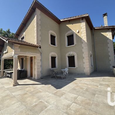 Maison 9 pièces 484000 €