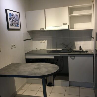 Appartement 2 pièces 752 €