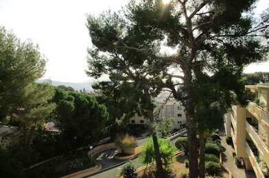 Appartement 3 pièces 1030 €