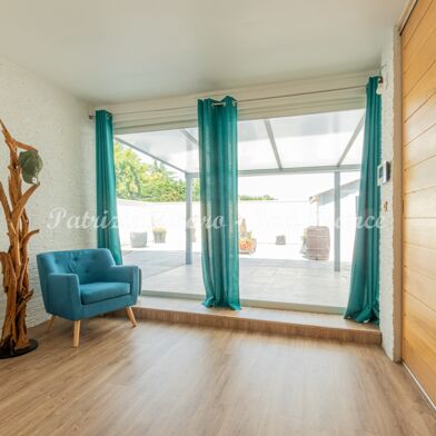Appartement 3 pièces 252900 €