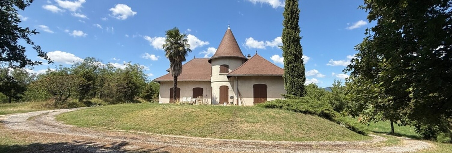 Maison 7 Pièces 446 m² à vendre à Voiron (38500)