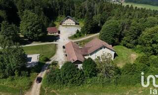 Immeuble  545 m² à vendre à Flangebouche (25390)