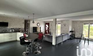 Maison 9 Pièces 195 m² à vendre à Cosne-d'Allier (03430)