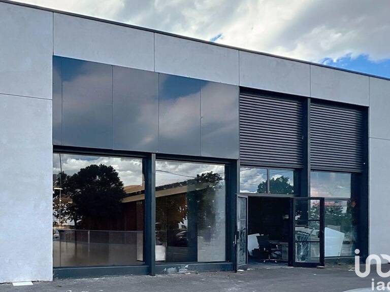 Location Boutique/Local commercial 177 m&sup2; — photo 1