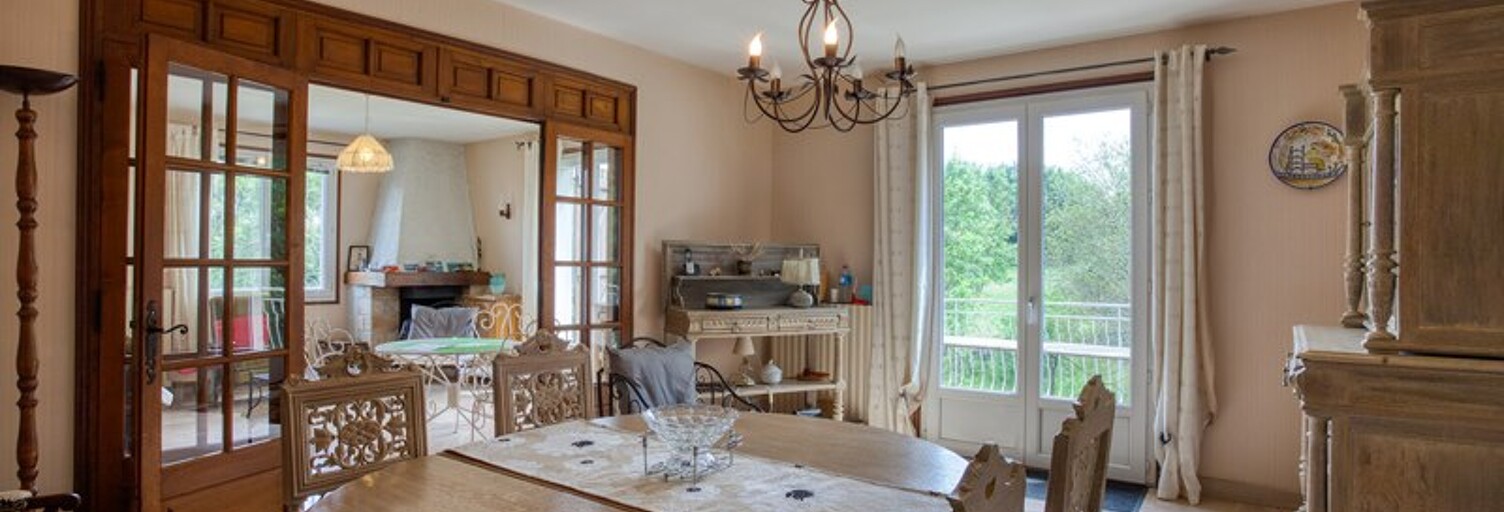 Maison 11 Pièces 250 m² à vendre à Gramat (46500)