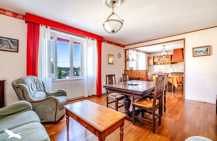 Maison de bourg de 5 pièces principales — photo 2