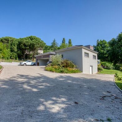 Maison 5 pièces 570680 €