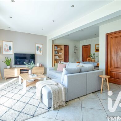 Maison 5 pièces 499000 €