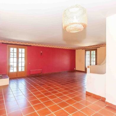 Maison 6 pièces 239000 €