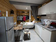 Maison de caractère à rénover avec terrasse et double garage — photo 3