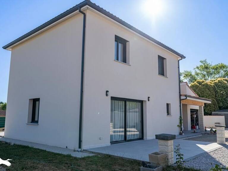Villa de 5 pièces principales — photo 1