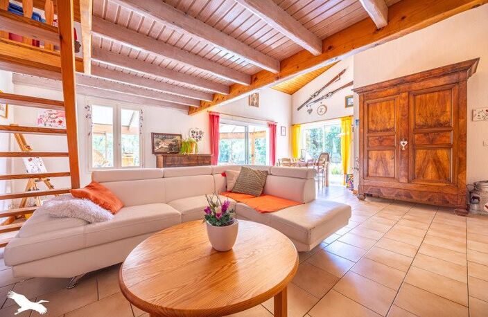 Maison en pierre de 7 pièces principales — photo 4