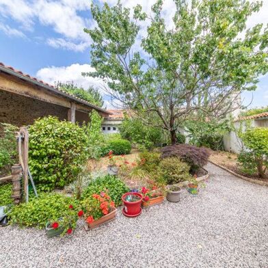 Maison 6 pièces 317700 €