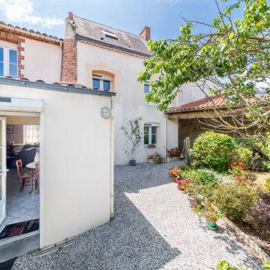 Maison 6 pièces 317700 €