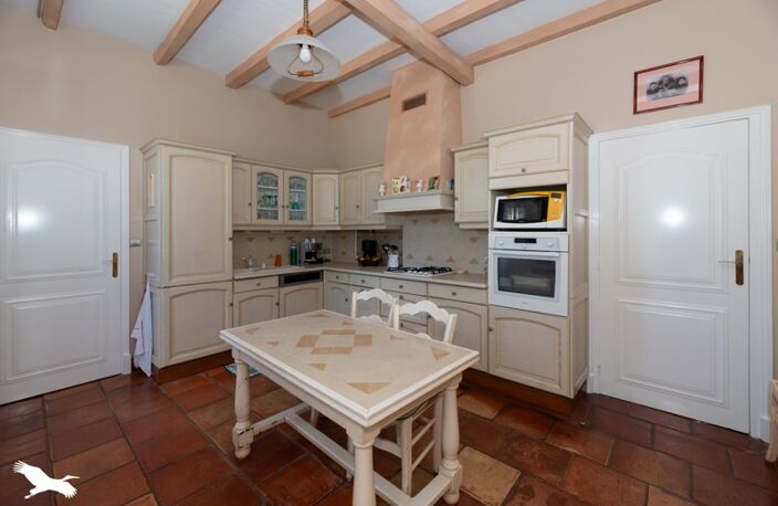 Maison en pierre de 8 pièces principales — photo 4