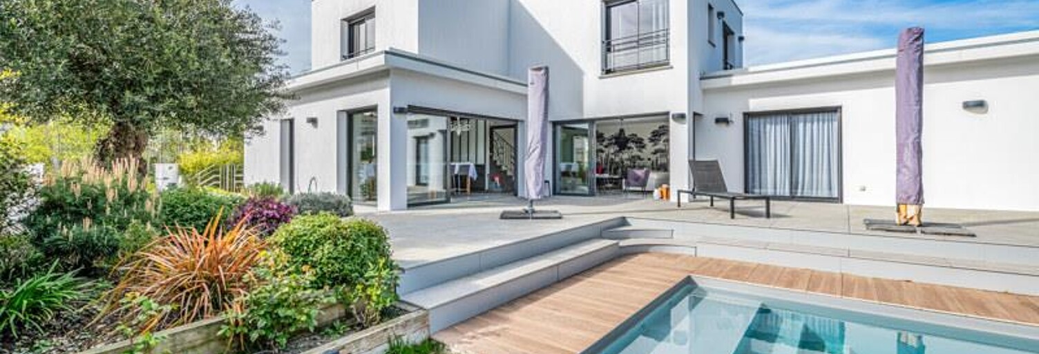 Maison 8 Pièces 260 m² à vendre à Le Haillan (33185)