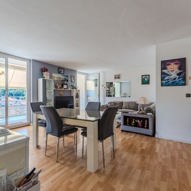 Appartement 4 pièces 342000 €