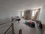Maison de caractère à rénover avec terrasse et double garage — photo 4