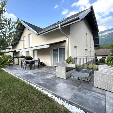 Appartement 4 pièces 425000 €