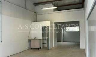 Local industriel  75 m² à louer à La Ravoire (73490)