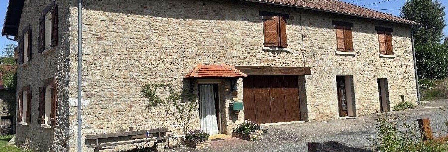 Maison 8 Pièces 117 m² à vendre à Eymoutiers (87120)