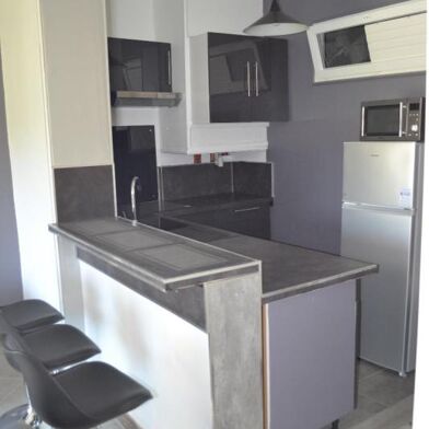 Appartement 1 pièces 590 €