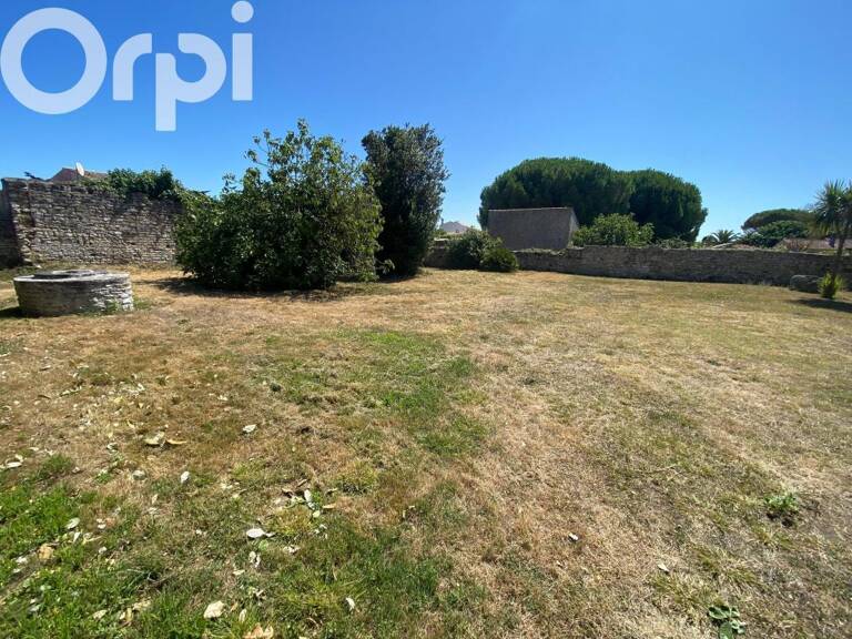 RARE À LA VENTE – TERRAIN CONSTRUCTIBLE VIABILISÉ CÔTÉ EST DE L’ÎLE D’OLÉRON — photo 1