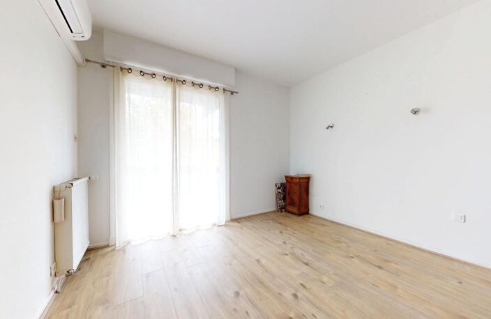 Appartement À Vendre Type 4 avec balcon — photo 5